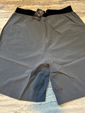 NWT OHMME Size L Athletic Warrior I shorts in Blue Slate Melange Elastic waist.